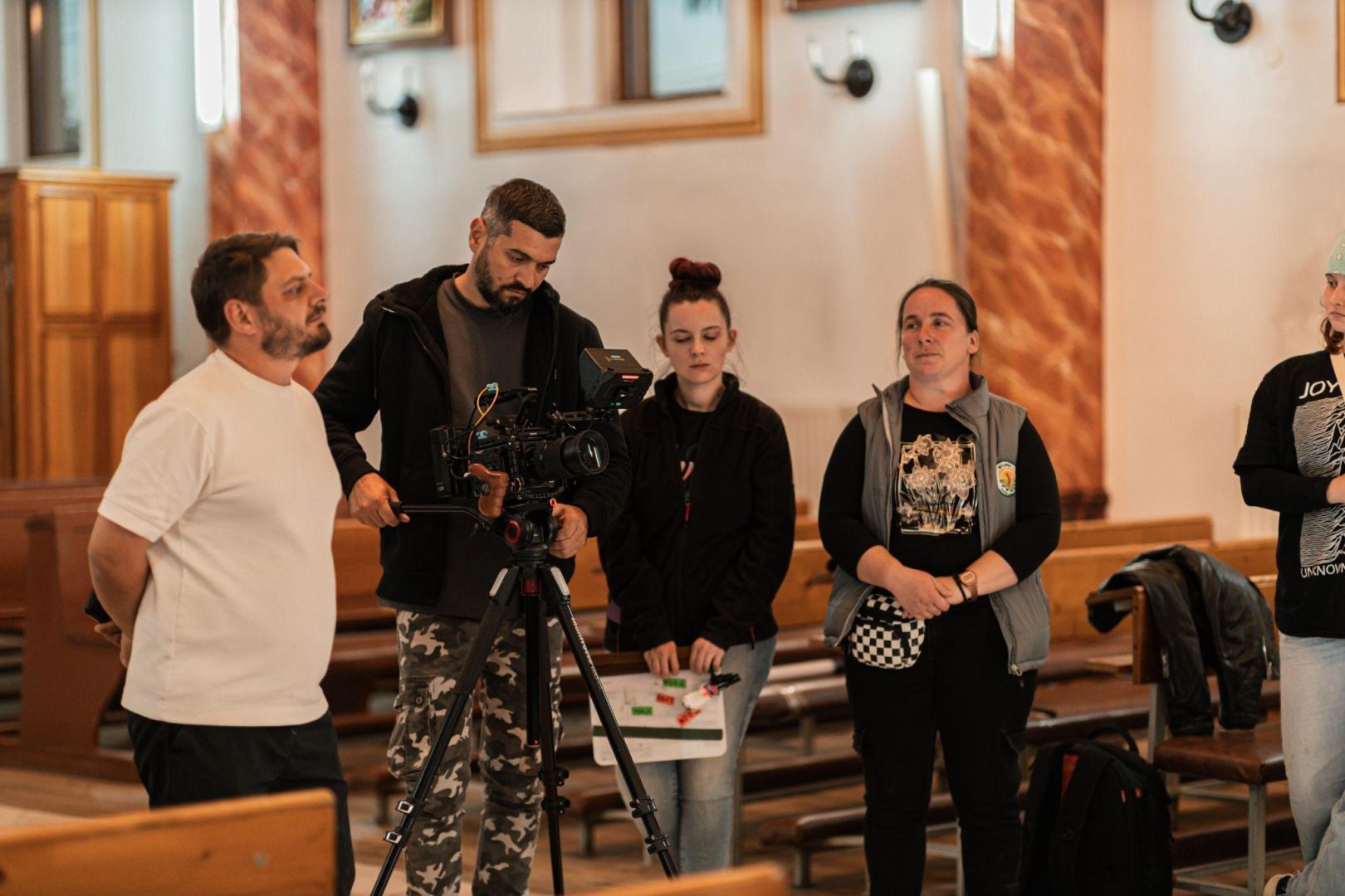 Cum să folosești micro-narațiunea în storytelling-ul de brand pentru piața locală